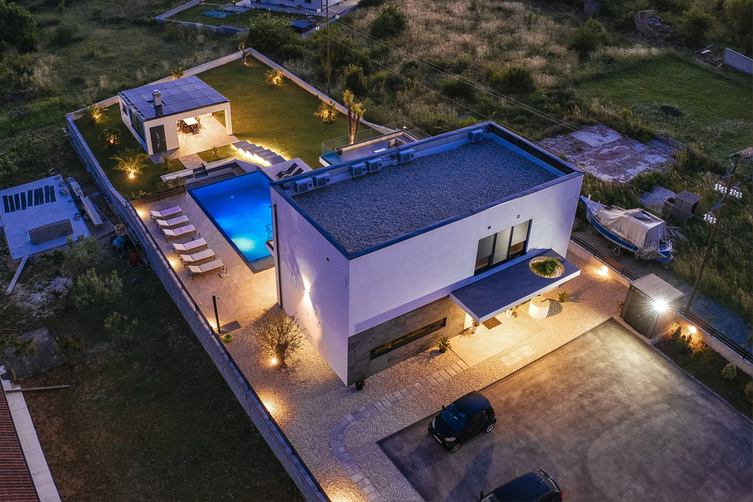 Villa Stressless and its surroundings at sunset